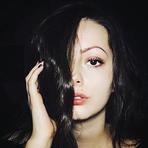 Meet your Posher, Rose